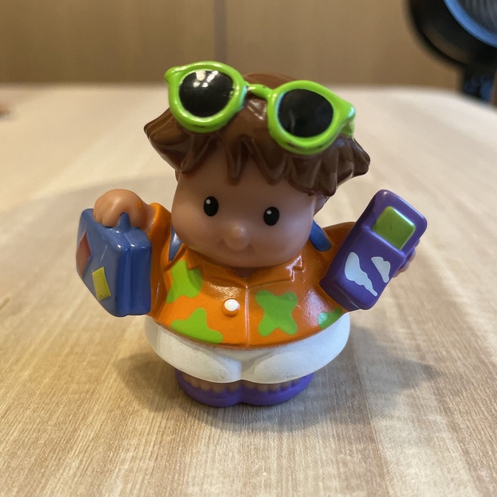 2008 Fisher-Price Little People figure‎ "Summer Vacation Travel Adventures"